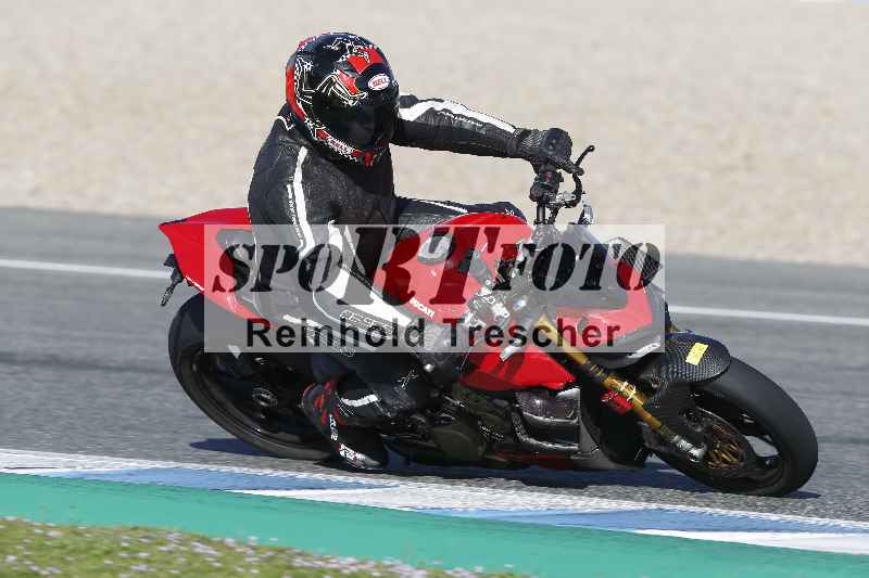 Archiv-2025/02 28.-31.01.2025 Moto Center Thun Jerez/gruen-green/82